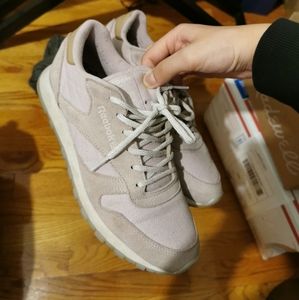 Reebok suede classic sneaker